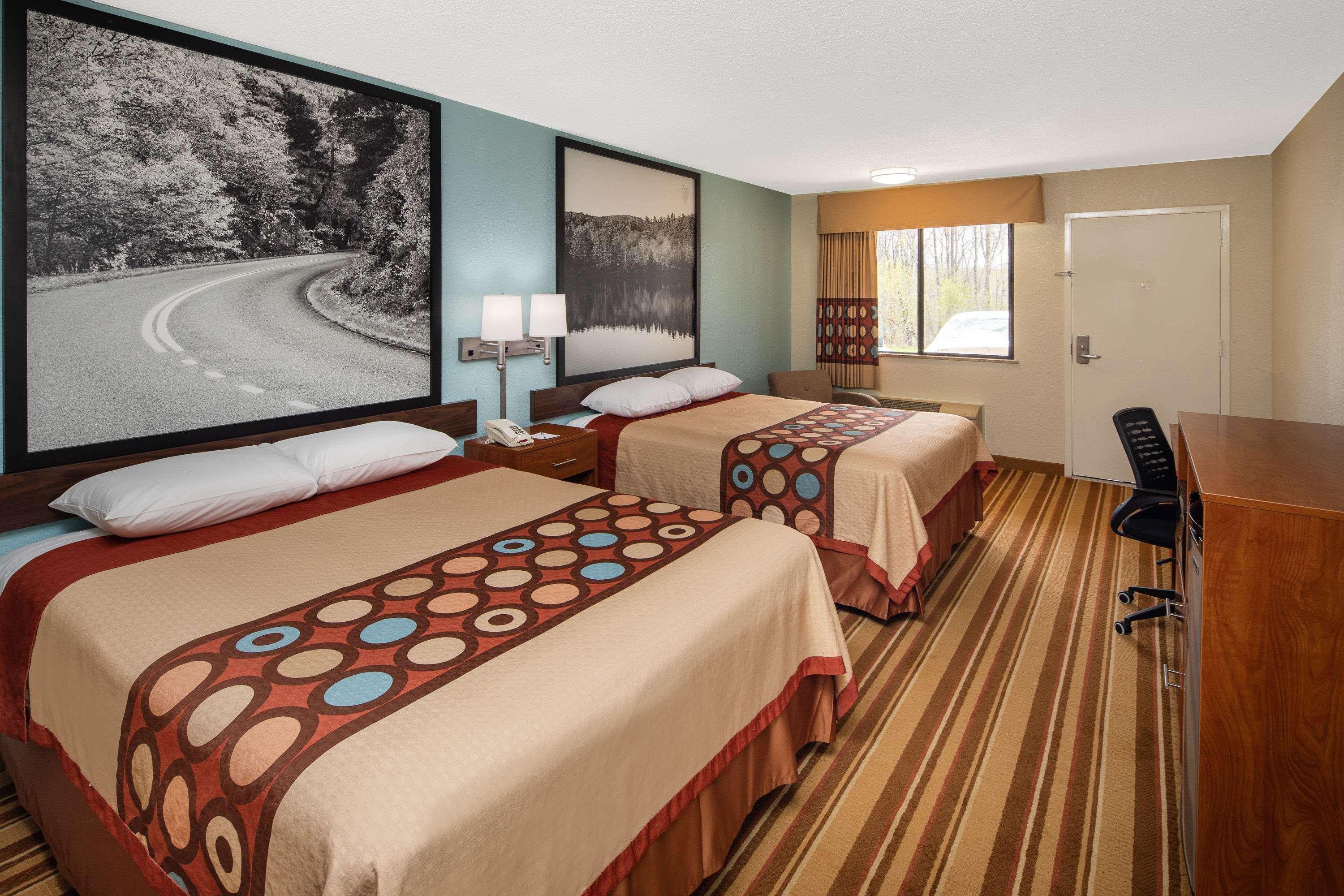 Super 8 By Wyndham Burlington Nc Motel Ngoại thất bức ảnh
