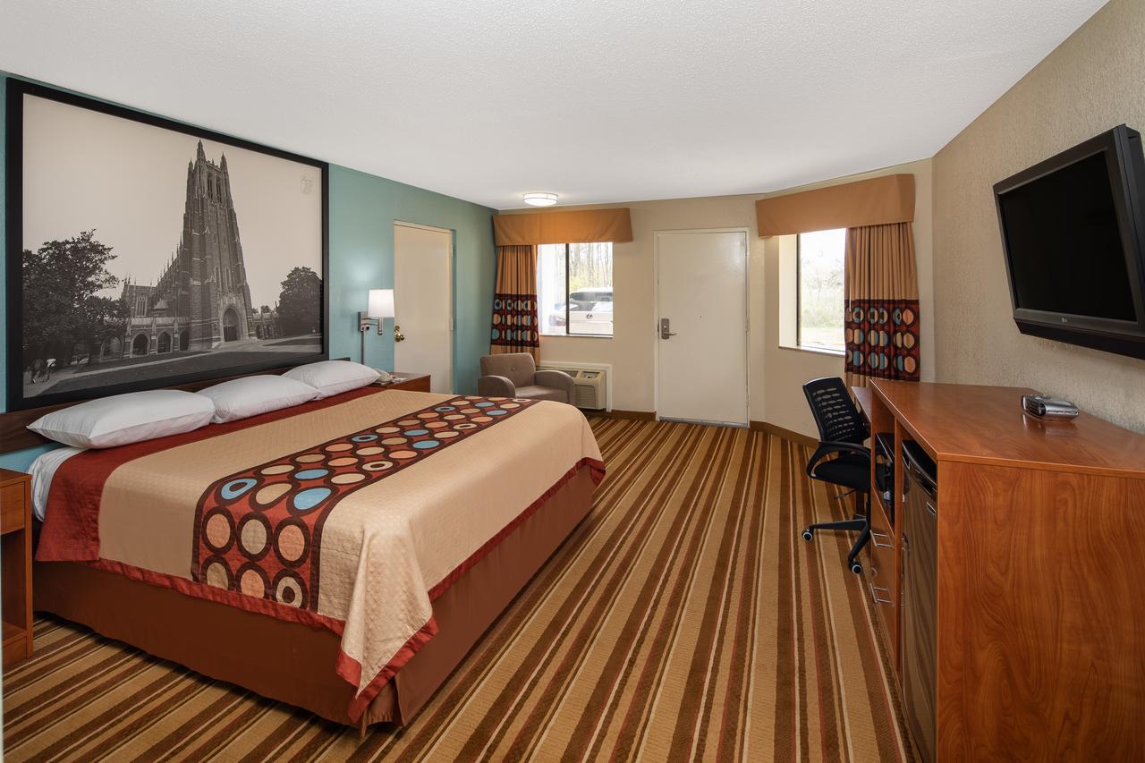 Super 8 By Wyndham Burlington Nc Motel Ngoại thất bức ảnh