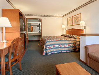 Super 8 By Wyndham Burlington Nc Motel Ngoại thất bức ảnh